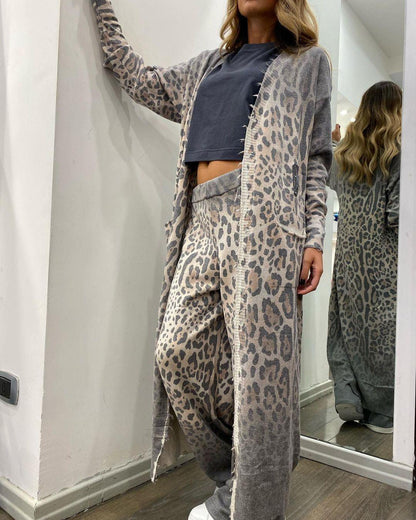 Panthera | Ensemble cardigan et pantalon léopard - Zevessa